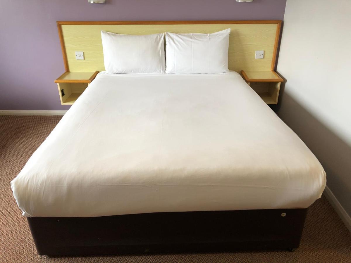 Redwings Lodge Sawtry Huntingdon Woodwalton Exteriör bild